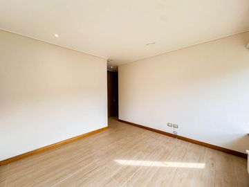 Departamento en edificio Altos de Lonco · Venta UF 5.600