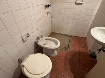 APTO CREDITO - DUPLEX 2 DORM. PISO 5. DESOCUPADO. ESCRITURA. COMPLEJO STABIO – SOBRE AV. SABATTINI AL 3.000.