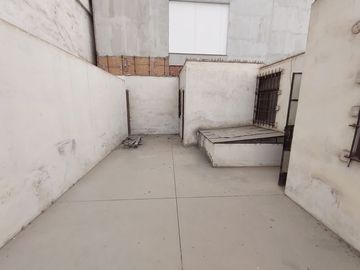 CASA EN VENTA CERCA AL MERCADO DE MAGDALENA
