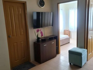 Marina Spatials by Filinvest – 10th Floor Condo with Panoramic Sea & City Views wtih Parking