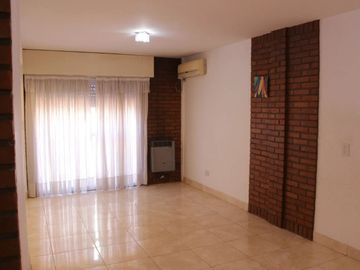 ESPECTACULAR DUPLEX - BARRIO CARTERO