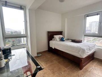VENDO PRECIOSO Y ENORME DUPLEX CON UNA VISTA PRECIOSA EN SURCO