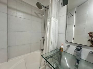VENDO PRECIOSO Y ENORME DUPLEX CON UNA VISTA PRECIOSA EN SURCO