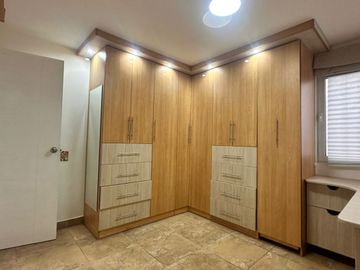 VENDO PRECIOSO Y ENORME DUPLEX CON UNA VISTA PRECIOSA EN SURCO