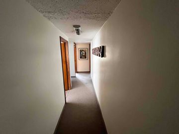 Cerca Colegio Condamine Vendo OPORTUNIDAD casa de dos departamentos para vivienda y oficinas