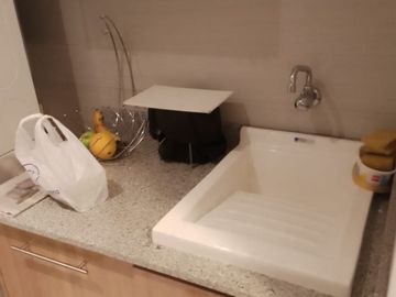 Suite de Venta en la Avenida República del Salvador. Quito , Ecuador.
