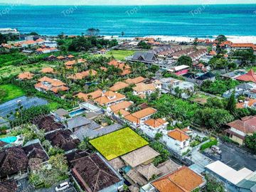 Rare Small Plot Land 315 m2 or 3,15 Are in Batu Belig Beach Seminyak Bali