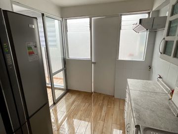 Vendo hermosa casa Central , regularizada, en condominio, Antofagasta
