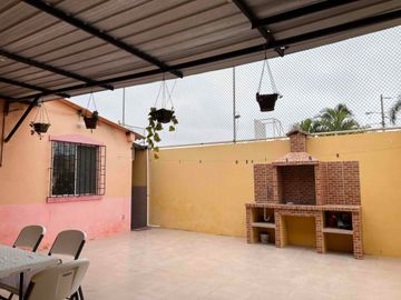 Vendo Casa en Salinas Vía a Mar Bravo, avenida Punta Carnero