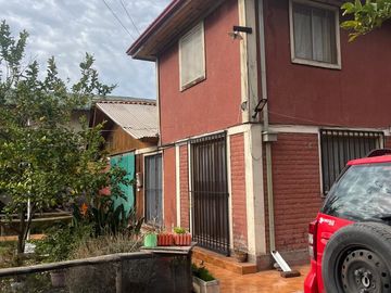 Casa grande con gransitio en Lo Herrera, San Bernardo