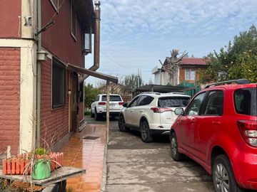 Casa grande con gransitio en Lo Herrera, San Bernardo