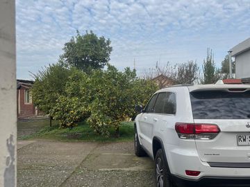 Casa grande con gransitio en Lo Herrera, San Bernardo