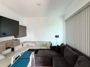 CASA EN RENTA O VENTA EN UN NIVEL