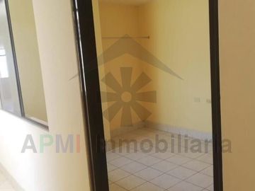 DEPARTAMENTO EN TERCER PISO Y FRENTE A PARQUE EN URB. SAN EDUARDO DE  CHICLAYO