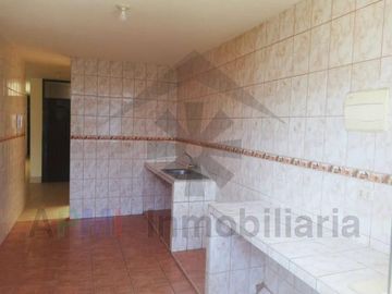 DEPARTAMENTO EN TERCER PISO Y FRENTE A PARQUE EN URB. SAN EDUARDO DE  CHICLAYO