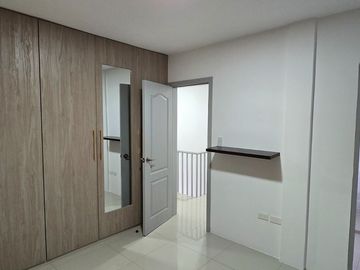 ¡Vendo Casa Villa España 2 - Con Garita 24/7 - Av. Narcisa de Jesús - 2 plantas!