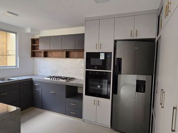 ¡Vendo Casa Villa España 2 - Con Garita 24/7 - Av. Narcisa de Jesús - 2 plantas!