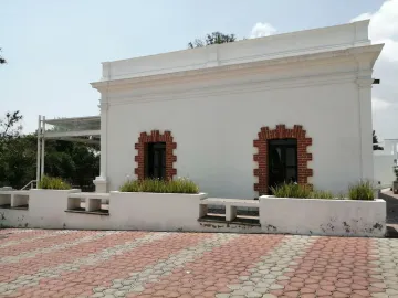 Terreno en Venta en Lomas de Angelopolis, con Espectacular Casa club y Alberca, Excelente inversión