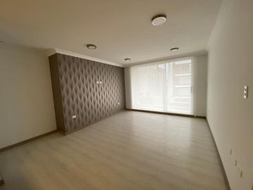 PONCEANO ALTO; 3 DORM; 2 BAÑOS; 2 GAR; 1 BOD, BALC, 138/107 M2: REF 302
