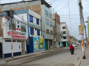 VENTA DE LOCAL INSTITUCIONAL EN CHICLAYO