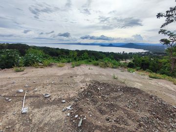6.7M Lakeside Residential & Commercial Lots For Sale in Balete Batangas