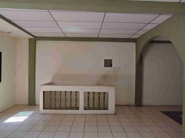 Casa rentera en venta, Sauces 3