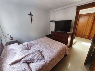 Vendo casa en Marianitas, Calderón