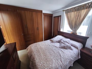 Vendo casa en Marianitas, Calderón