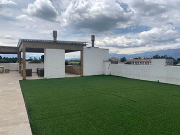 Venta Departamento Cumbaya 2 dormitorios sector Colegio  Menor