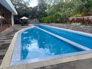 Venta Departamento Cumbaya 2 dormitorios sector Colegio  Menor