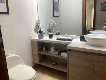 Venta Departamento Cumbaya 2 dormitorios sector Colegio  Menor