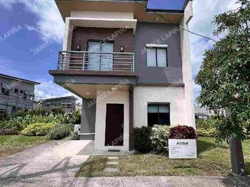 3 bedrooms with parking