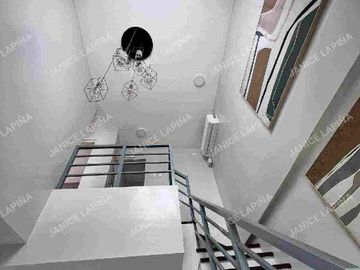 3 bedrooms with parking