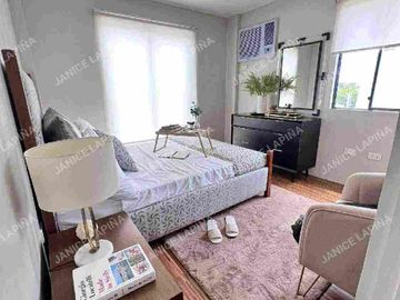 3 bedrooms with parking