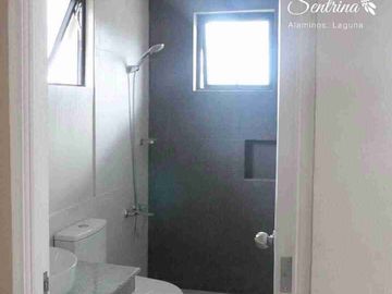 4bedrooms with 3 toilet&bath