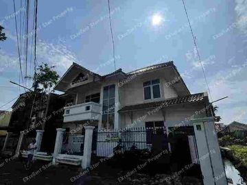 Rumah mewah harga murah di kawasan Batu Indah, dekat Batununggal Bandung lokasi strategis