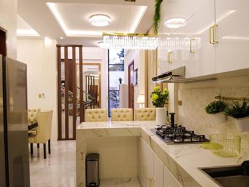 FOR SALE MODERN TWO STOREY HOUSE WITH SWIMMING POOL IN PAMPANGA