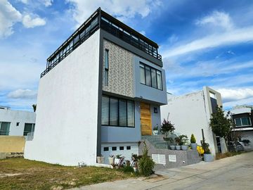 CASA EN VENTA ZAPOPAN VALLE IMPERIAL