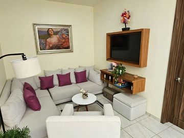 CASA EN VENTA ZAPOPAN VALLE IMPERIAL