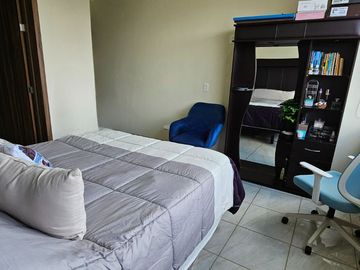 CASA EN VENTA ZAPOPAN VALLE IMPERIAL