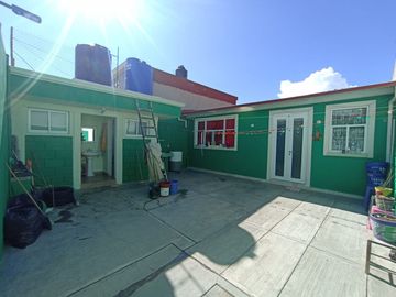 Bodega adaptada como departamento en venta