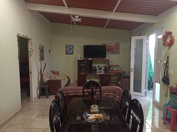 Bodega adaptada como departamento en venta