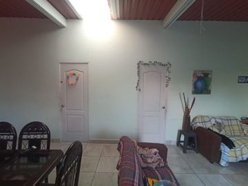 Bodega adaptada como departamento en venta