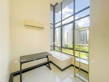 Rare Studio Loft Condo for Sale in BGC, Taguig City at Bellagio 3