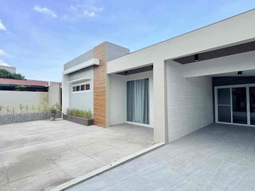 4-Bedroom, 4-Bathroom Newly Renovated Modern Bungalow for Sale – Near SM Telabastagan, San Fernando, Pampanga
