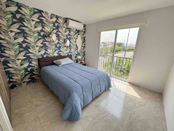 Venta de casa 4 dormitorios en etapa Floreana de Casalaguna