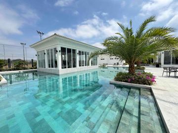 Venta de casa 4 dormitorios en etapa Floreana de Casalaguna