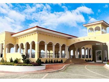 5 Bedroom Amadea Single Detached House Near Tagaytay and Nuvali