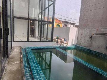 5 Bedrooms with Swimming pool House and Lot for Sale in Filinvest East Homes along Marcos Highway