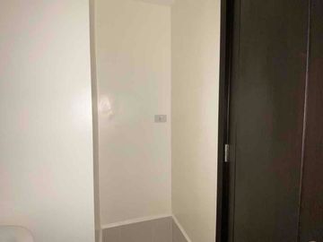 CONDO IN PASIG| RENT TO OWN 1 BR W/BALCONY| near TIENDESITAS| ARCOVIA| ORTIGAS| EASTWOOD| PET FRIENDLY